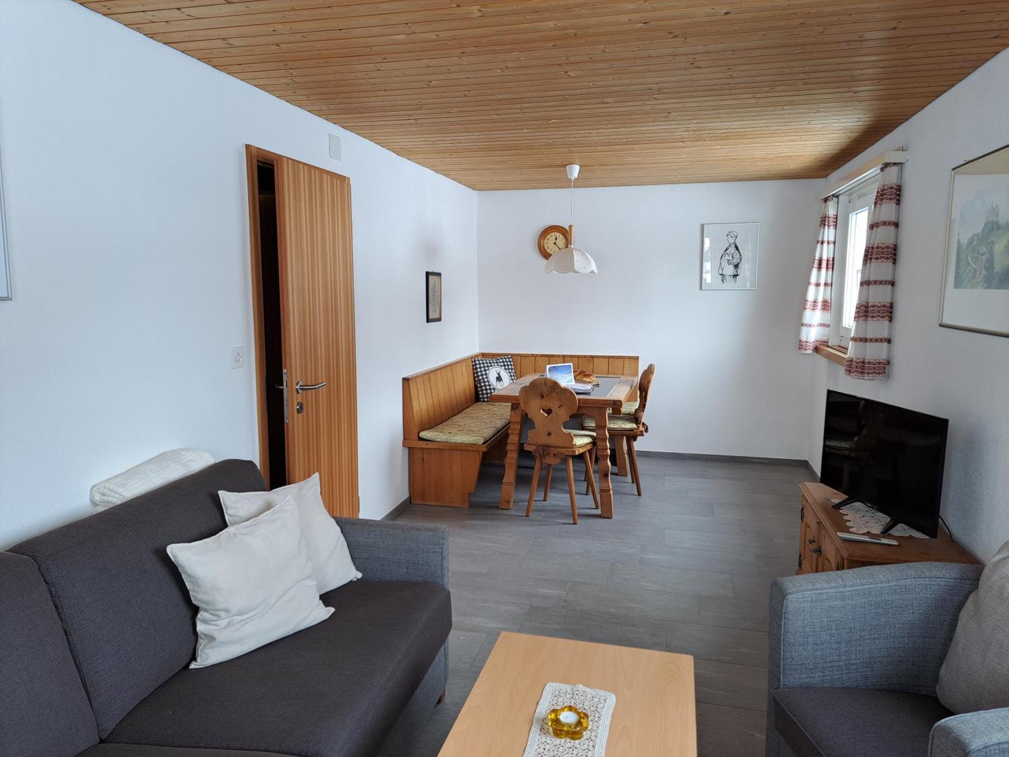 Haus Am See Tarasp Buitenkant foto
