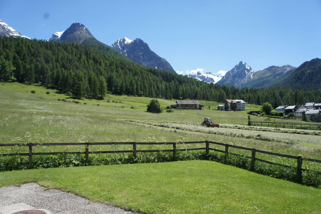 Haus Am See Tarasp Buitenkant foto